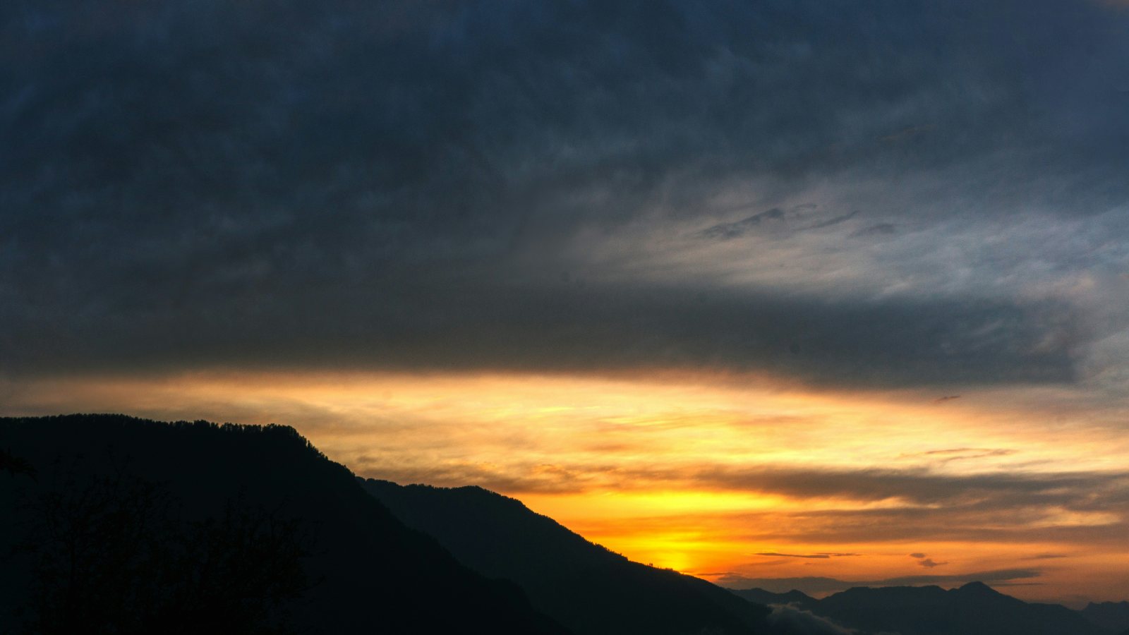 Jibhi & Tirthan Valley Tour Package from Delhi – 4 Nights / 5 Days