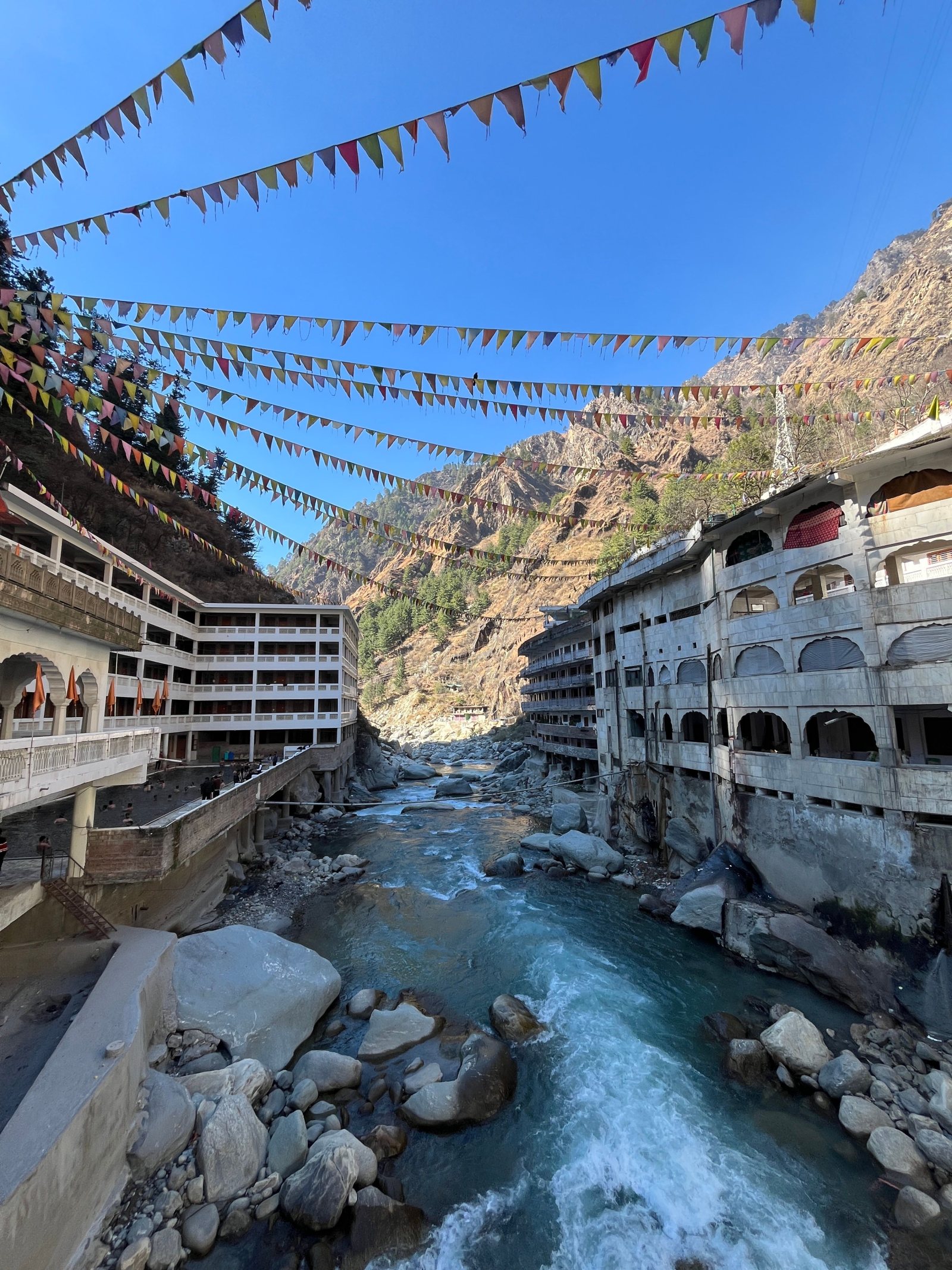 Kasol Kheerganga Tour Package – 3 Nights / 4 Days gallery 3